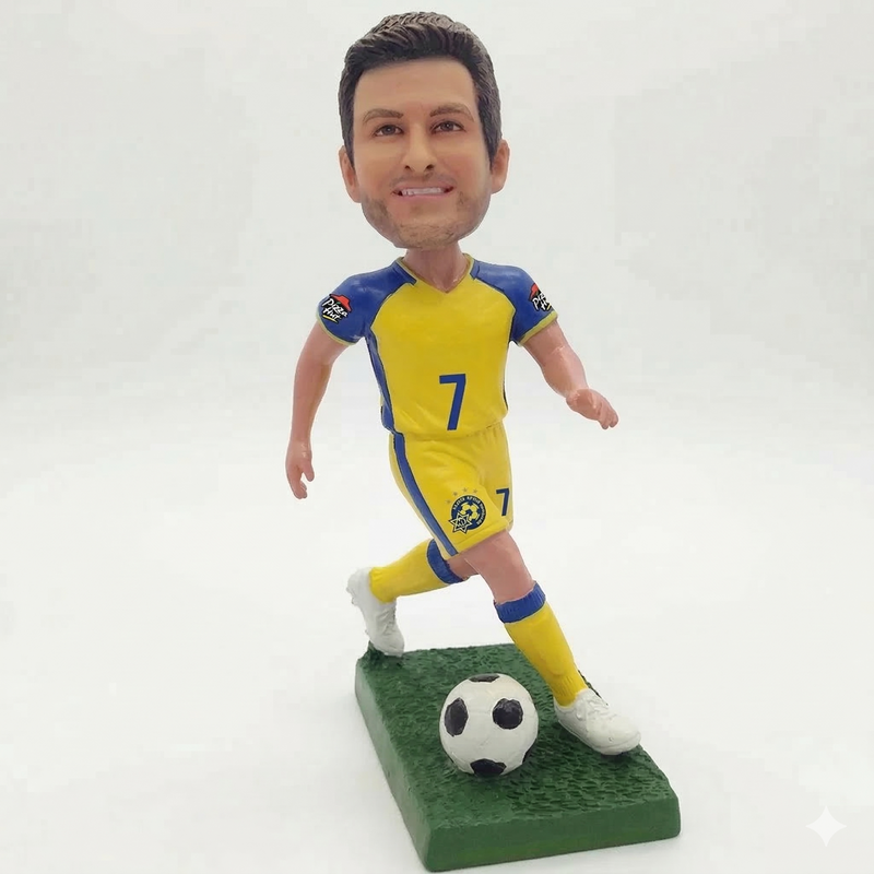 פיסול ראש לדמות